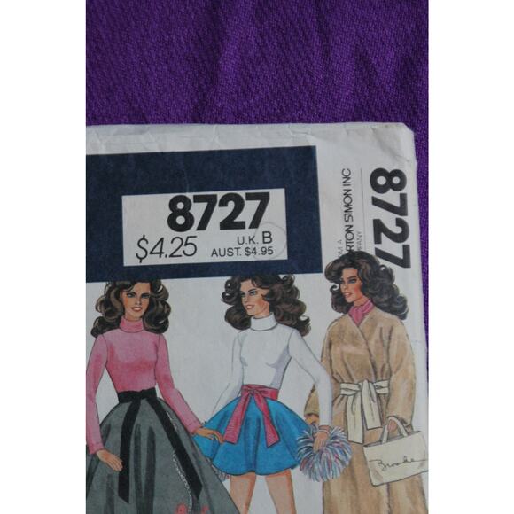 McCalls 8727 Sewing pattern Brooke doll clothes 1980s - Picture 2 of 7